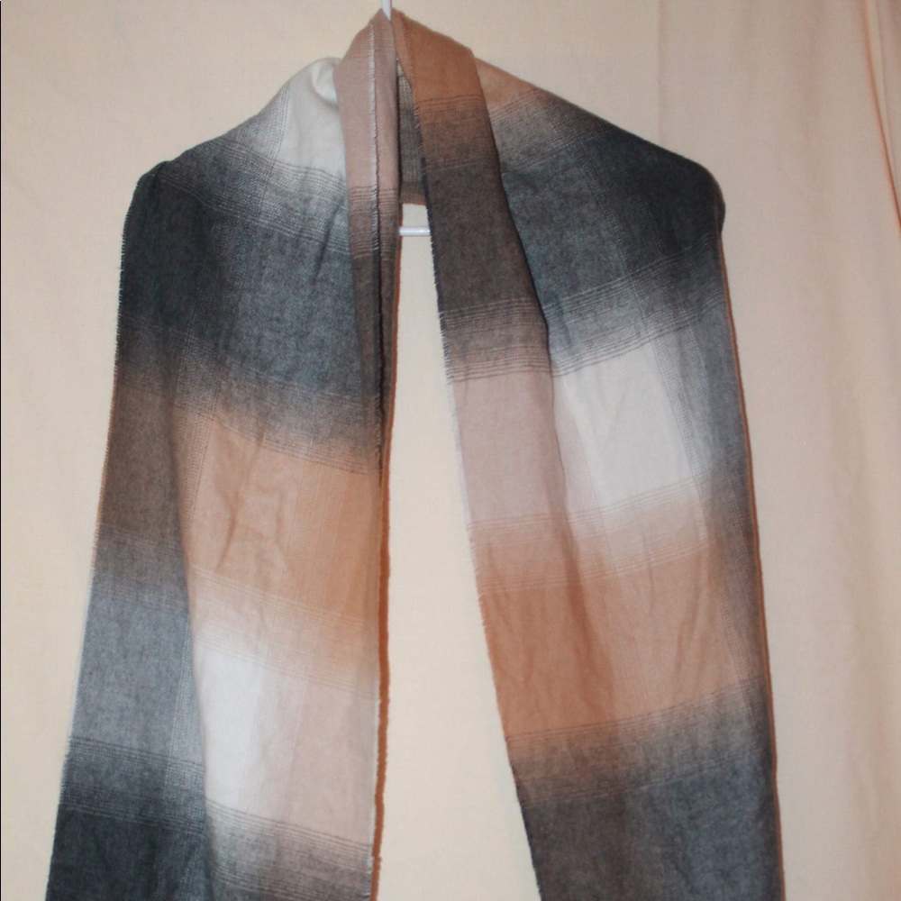 Multi scarf